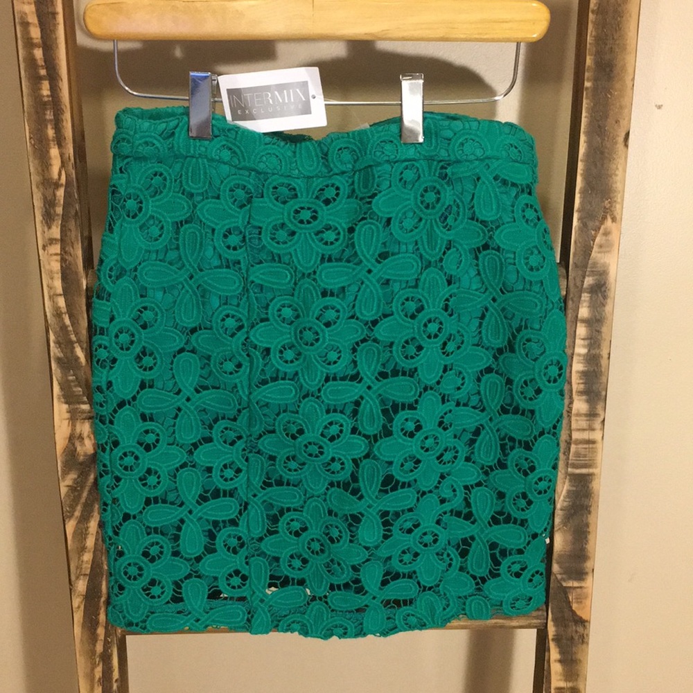 Price✂️ Intermix Exclusive Skirt